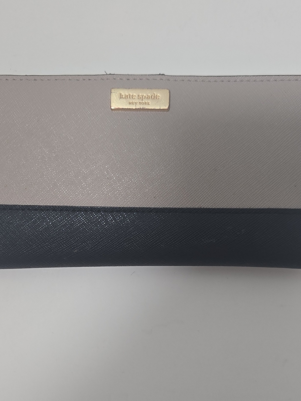 kate spade Two-Tone Saffiano Wallet in Dusty Pink & Black